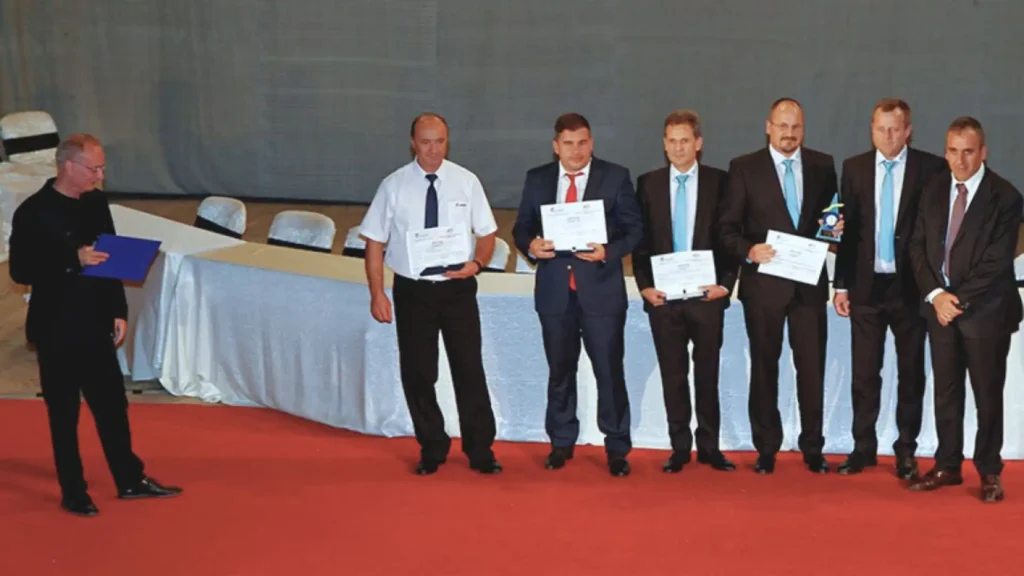 alt="Prizes awarded by Adrem Invest at the 38th edition of the Electrician's Trophy competition"